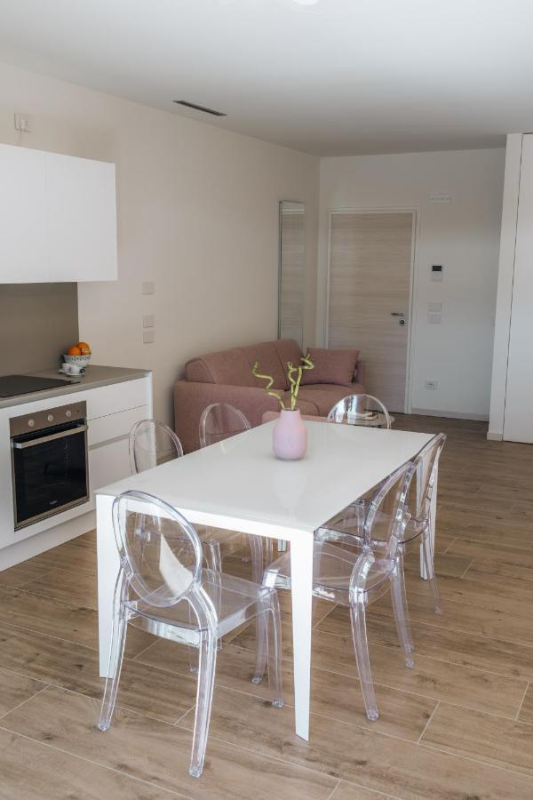 Sea Breeze Aparthotel Caorle Exterior photo